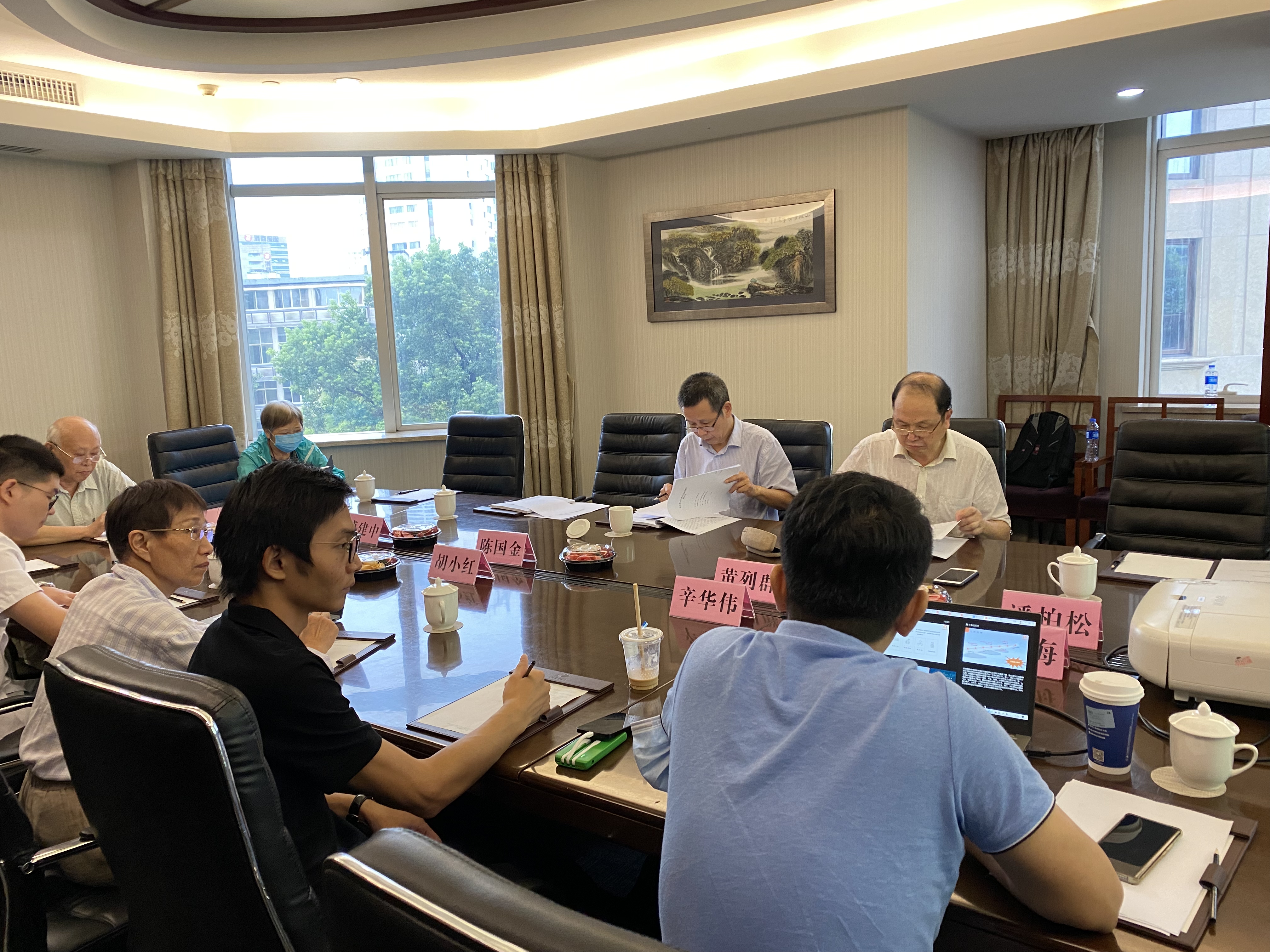 国际先进！恒峰娱乐G22最新研制新产品70kg级特种作业液压机械臂通过鉴定